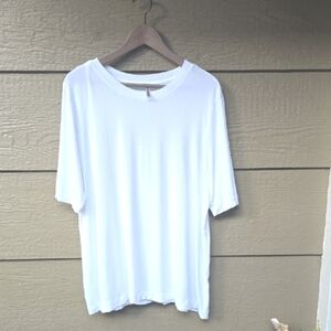 Banana Republic Classic White Supersoft Tee XXL